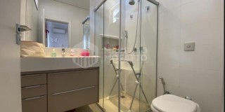 Linda casa no condomínio rsl. roland