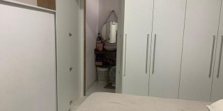 Casa térrea com tres dormitorios sendo um suíte