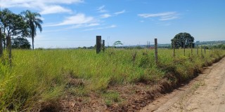 Vende-se 4.660 mts ( só terra ) bairro pinhal