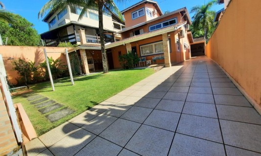 Casa Com Cinco Suítes Litoral De São Sebastião