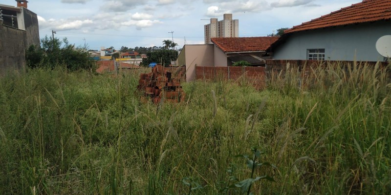 Terreno em bairro aberto. - Foto 0