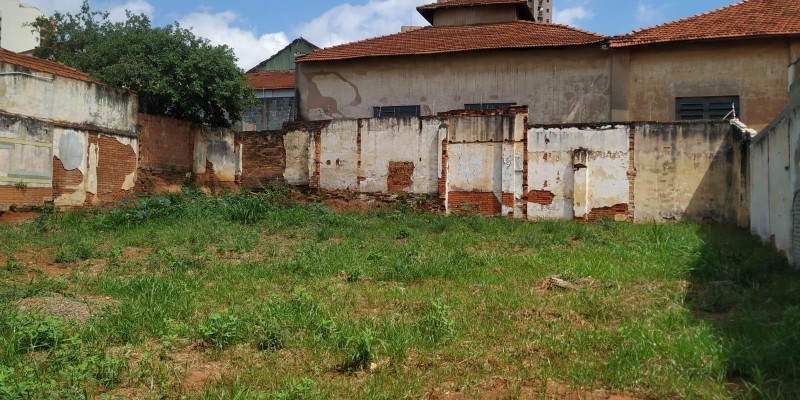 Terreno em bairro aberto. - Foto 1